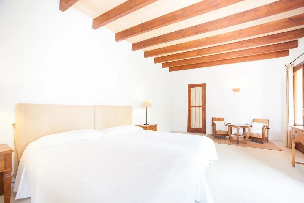 Can Casta Petra  Villa