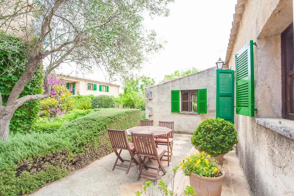 Villa Can Casta Petra